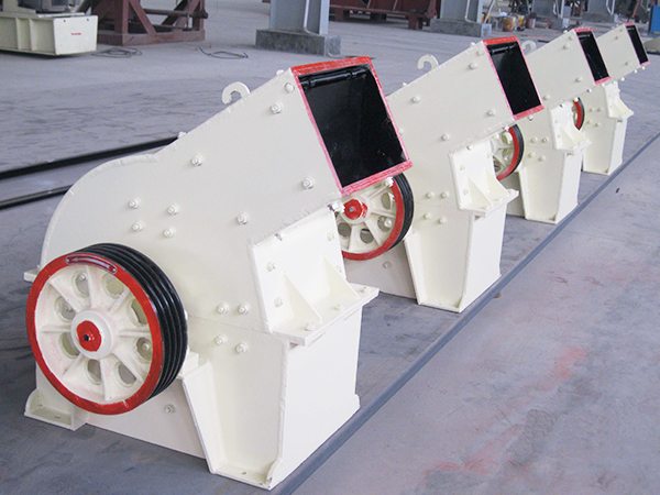 小型錘式破碎機-錘破碎石機,石頭制砂機,河卵石建筑垃圾粉碎機